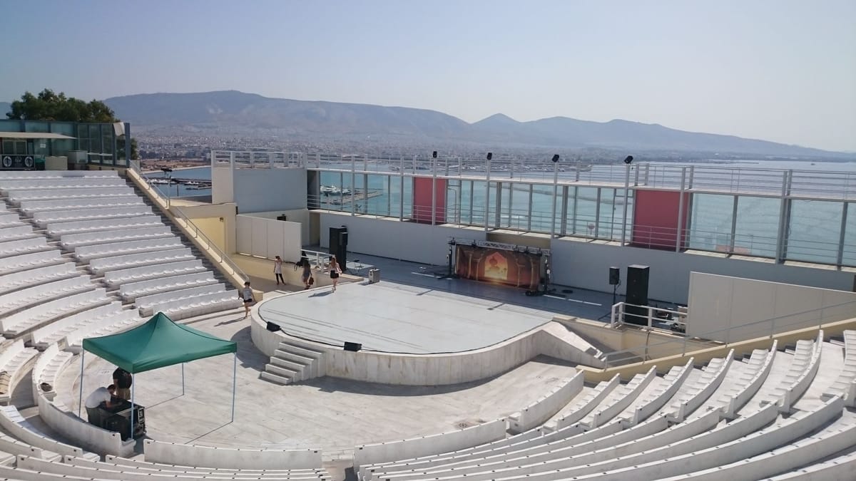 La scène musicale de la Costa Blanca : bandas, festivals et l'héritage chanson de Benidorm