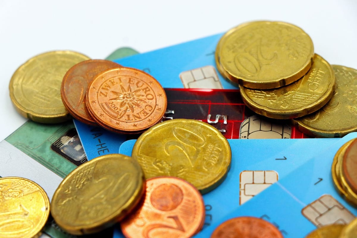 Abrir una cuenta bancaria en la Costa Blanca: la guía exprés