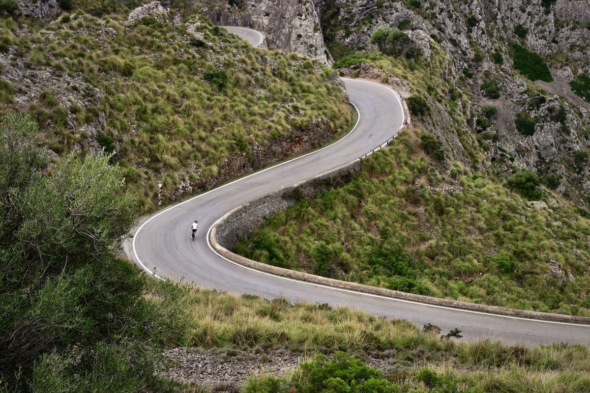 Dónde ir en bici por la Costa Blanca: vías verdes, BTT y paseos