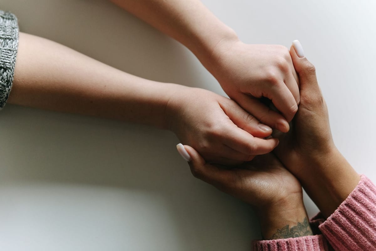 Violencia contra las mujeres y la infancia: España, una ley pionera y recursos reales
