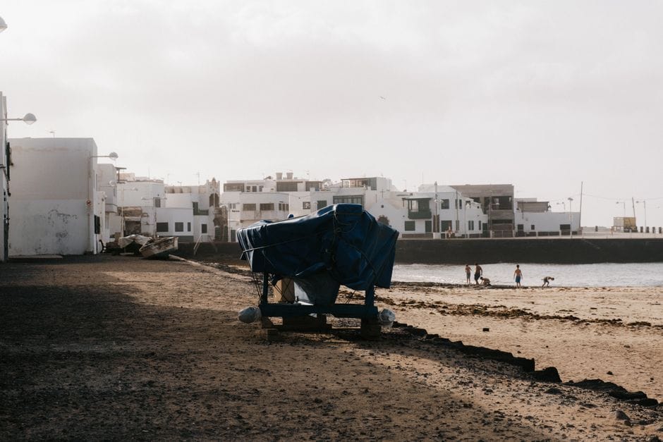 Pedro Sánchez atterrit à Lanzarote à 13h07 pour ses vacances