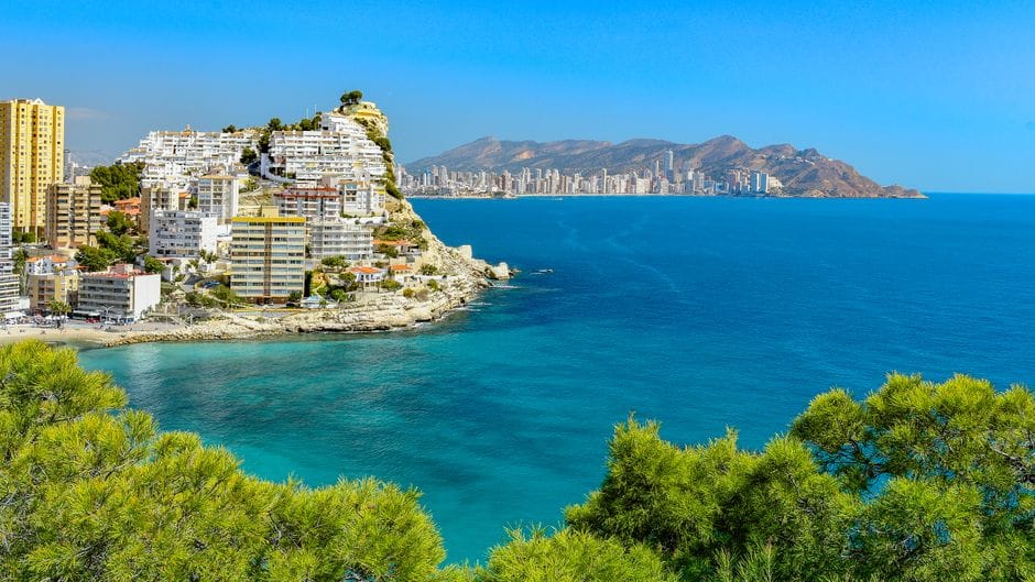 Benidorm : baignade nocturne jusqu'à 23h à Terra Mítica