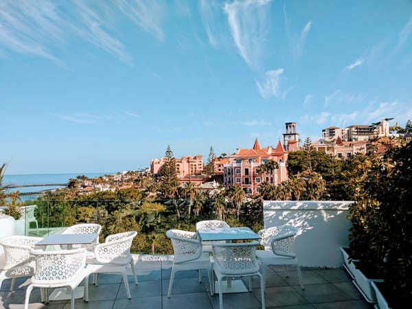 Fumer sur une terrasse en Espagne, c'est bientôt fini : où en est la loi ?