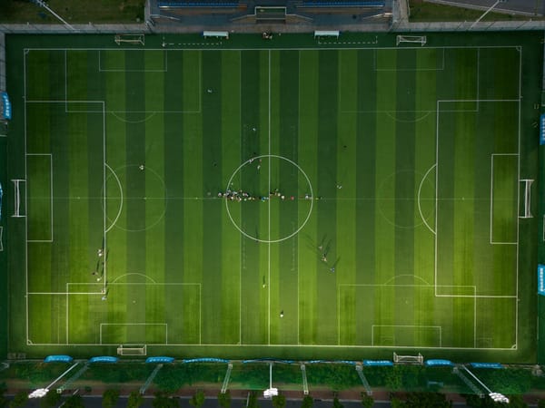 Où jouer au foot sur la Costa Blanca (et où inscrire tes enfants) ?